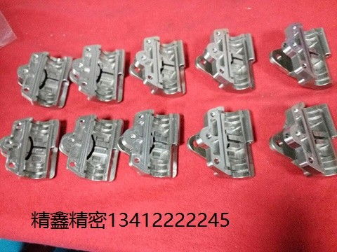 市南智能電子零件加工 精鑫精密四軸CNC加工中心的卓越應(yīng)用